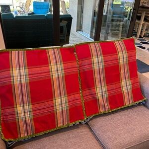 Pottery Barn Pillow Shams Set of 2 size  24x24”